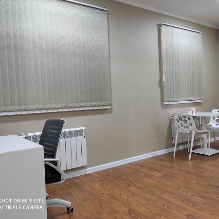 1-Bedroom Apartment In The Very City Center Taskent Exterior foto