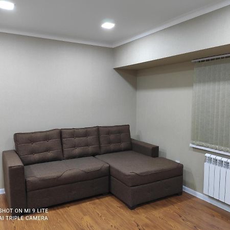 1-Bedroom Apartment In The Very City Center Taskent Exterior foto