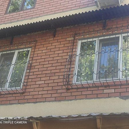 1-Bedroom Apartment In The Very City Center Taskent Exterior foto