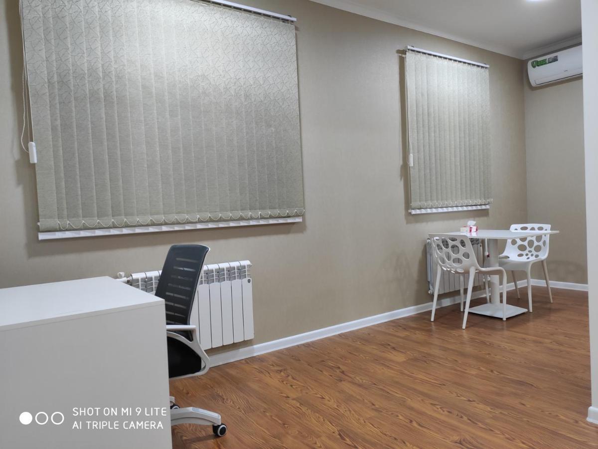 1-Bedroom Apartment In The Very City Center Taskent Exterior foto